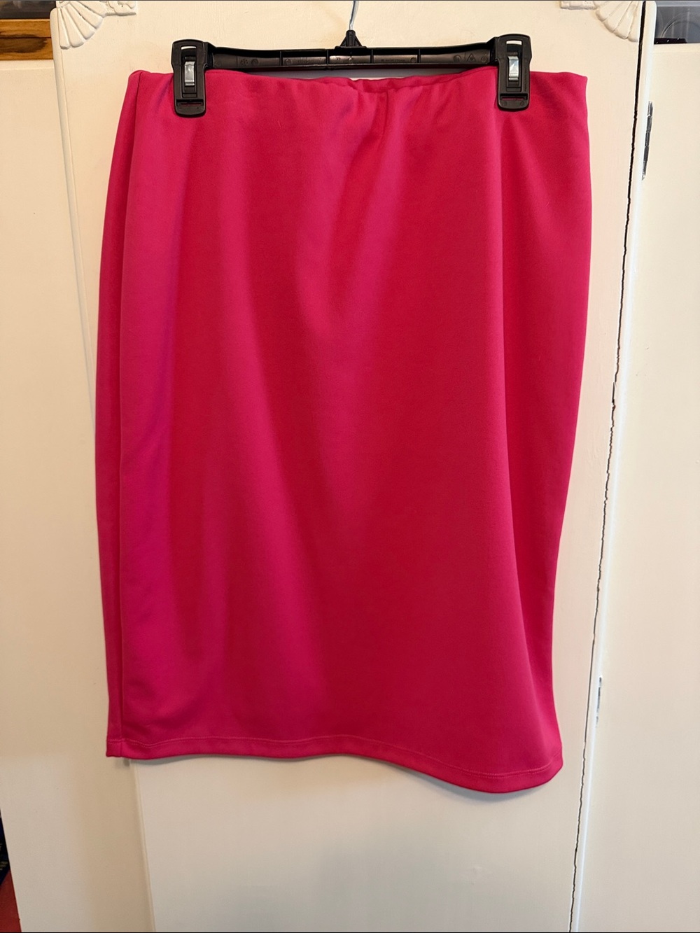 Classic Fuchsia Pencil Skirt for Women